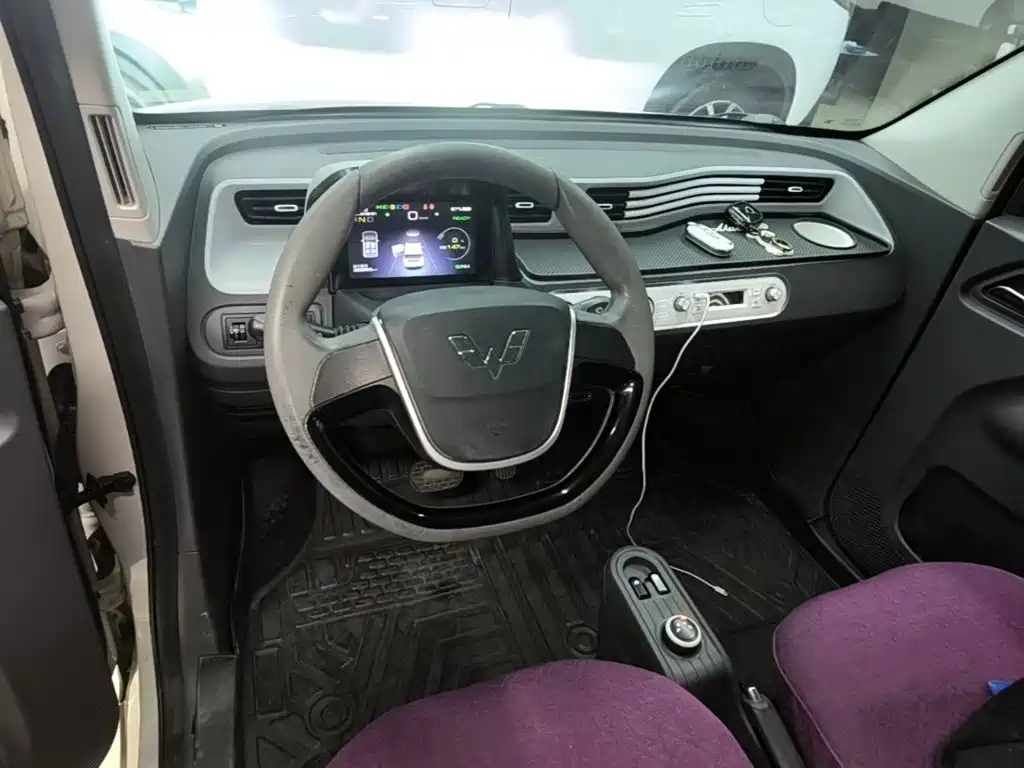 Wuling MINIEV — миниатюра 10