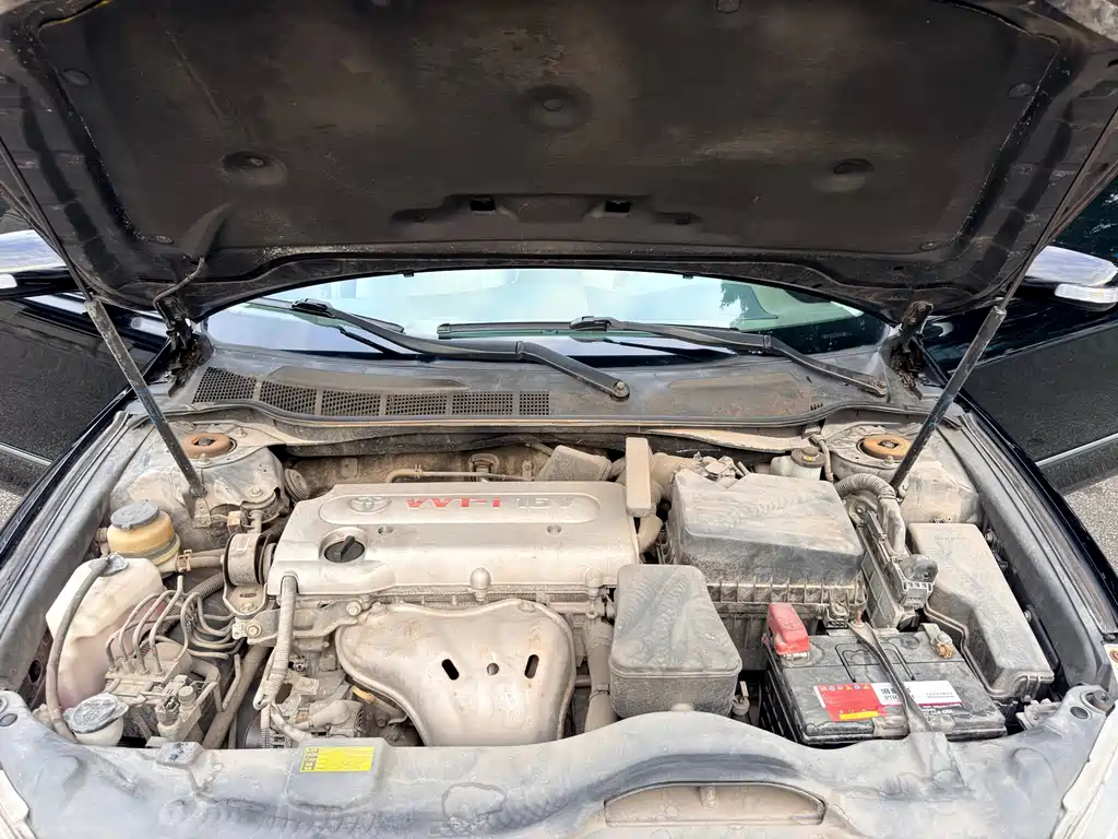 Toyota Camry — миниатюра 7