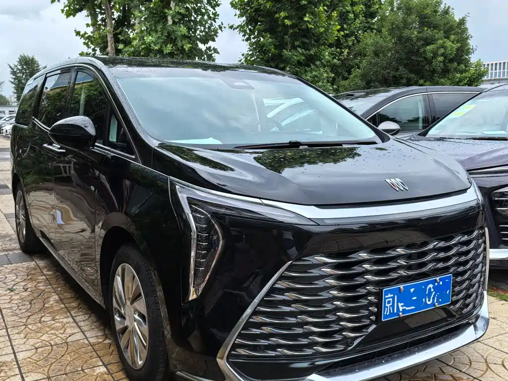 Buick Century 2027 2.0T мест