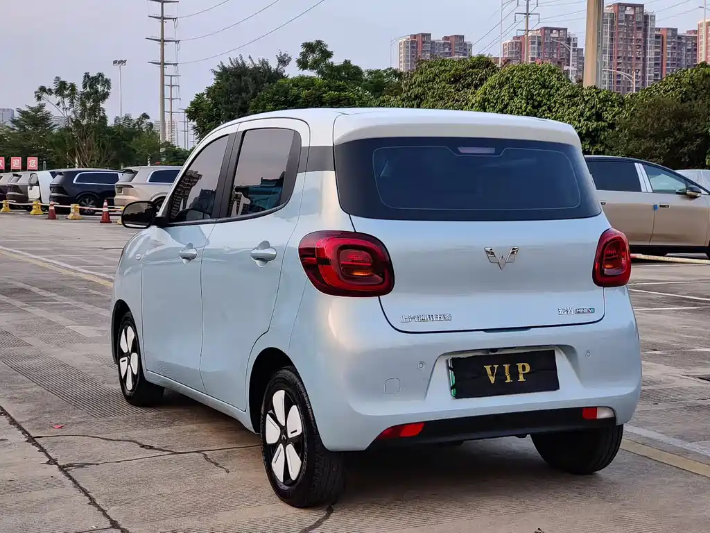 Wuling MINIEV — миниатюра 4