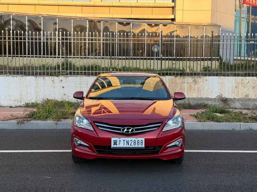 Hyundai Verna — миниатюра 2