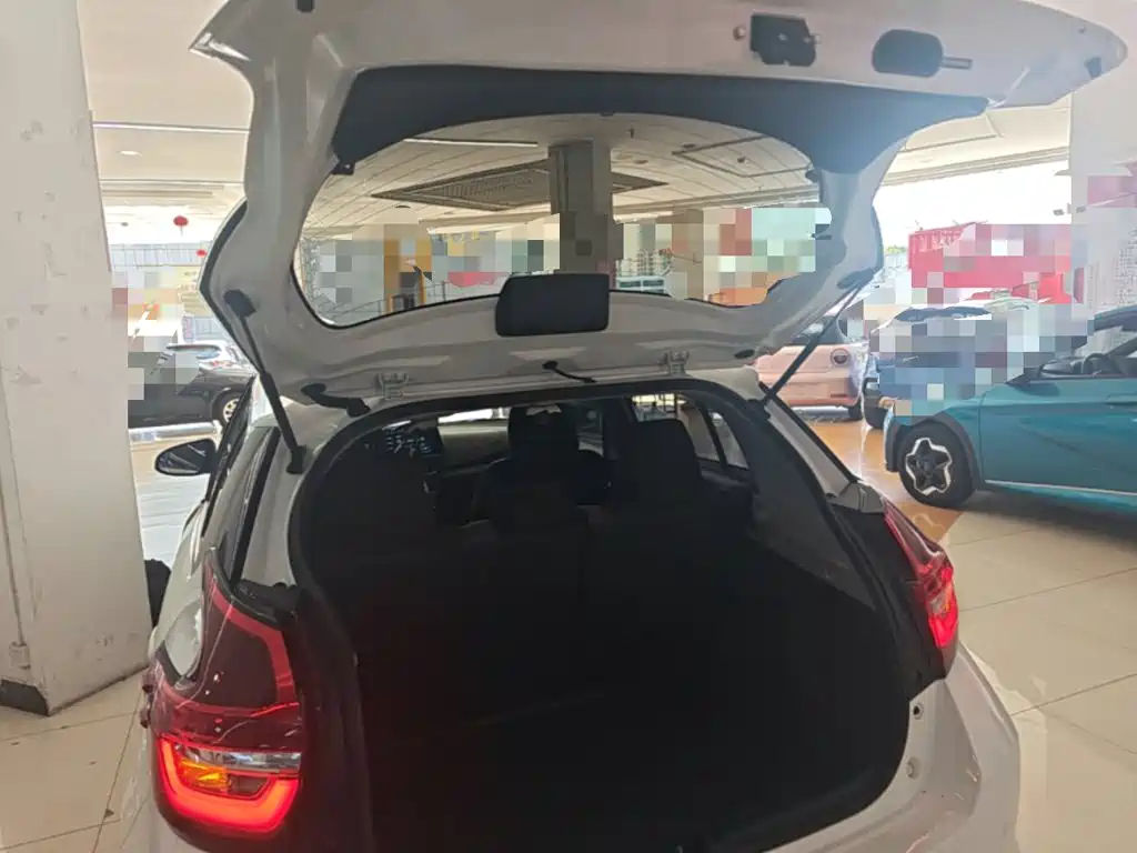Toyota Vios FS — миниатюра 19