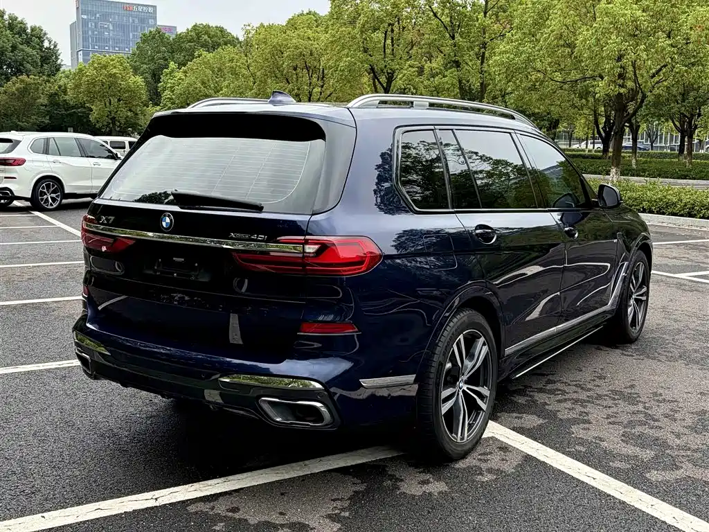 BMW X7 — миниатюра 5