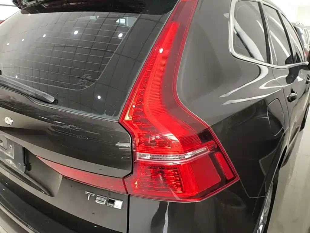 Volvo XC60 — миниатюра 8