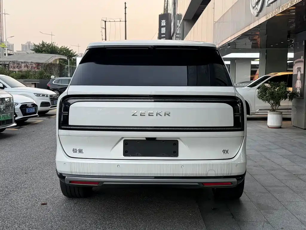 Zeekr 9X — миниатюра 7