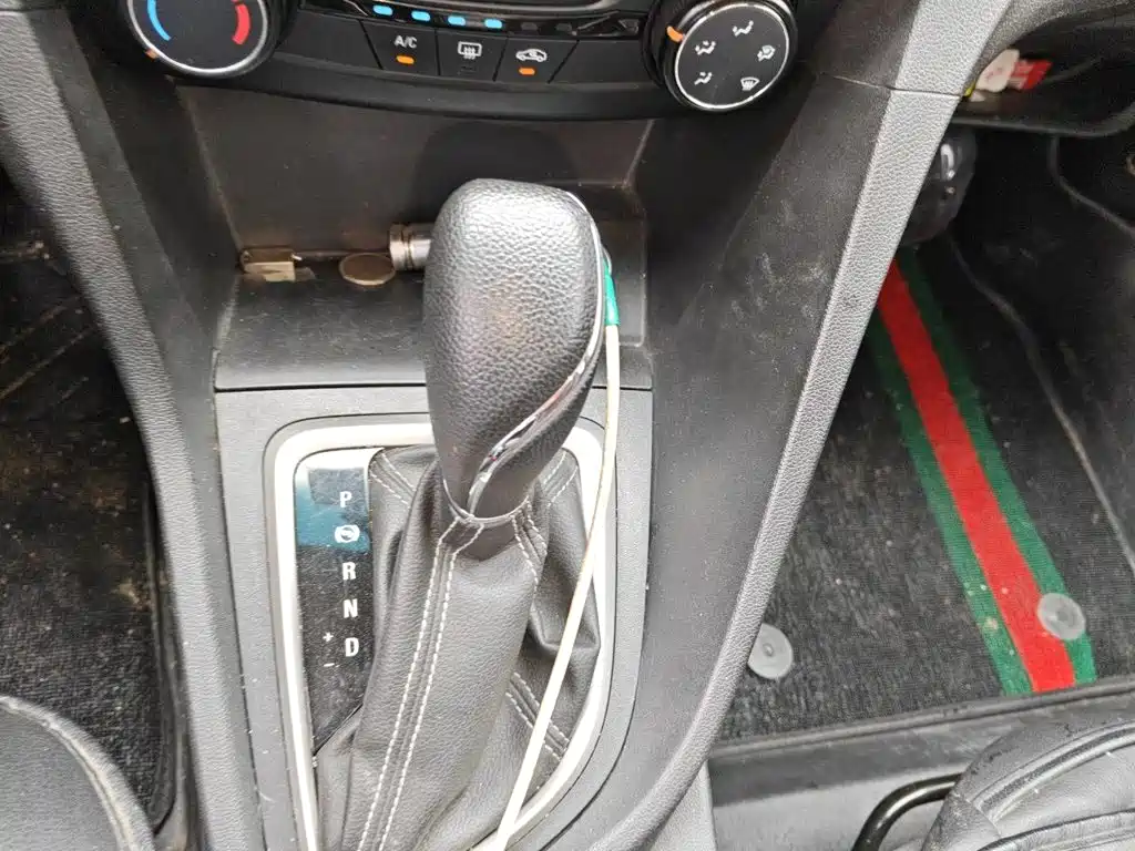 Buick Excelle — миниатюра 7