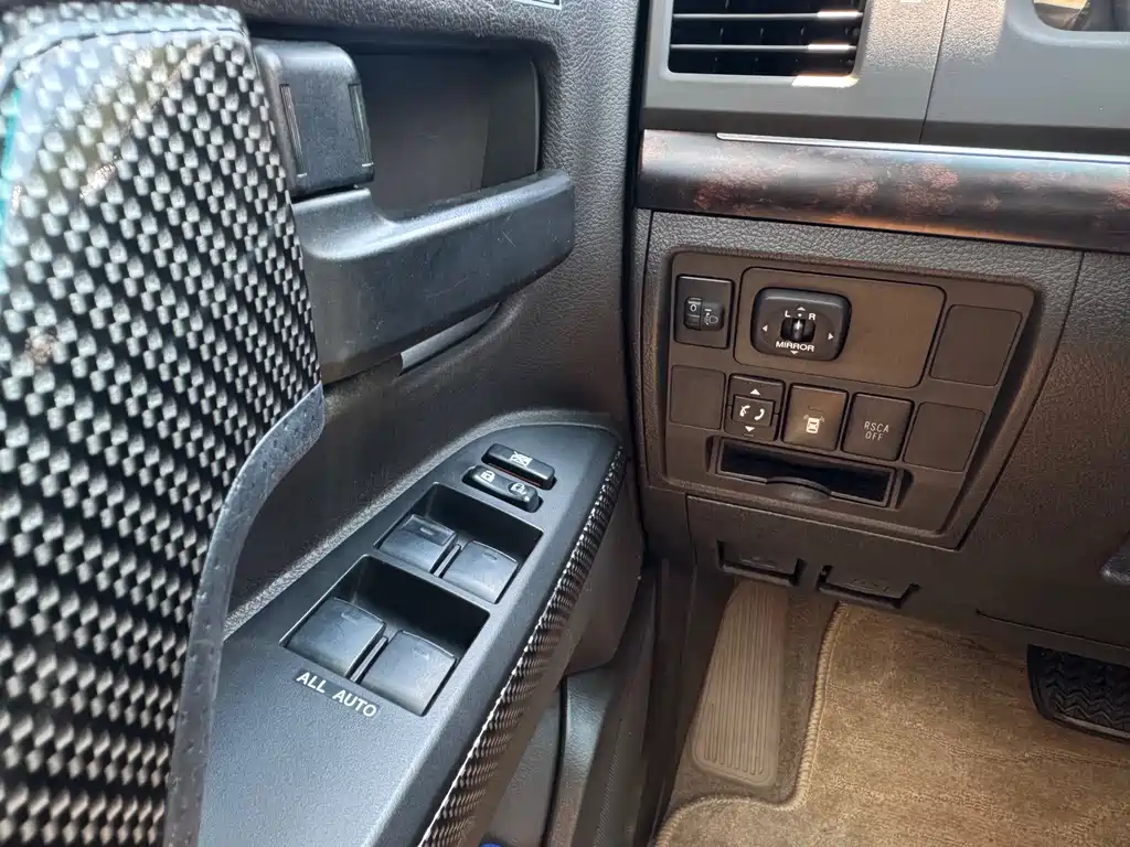 Toyota Land Cruiser — миниатюра 22