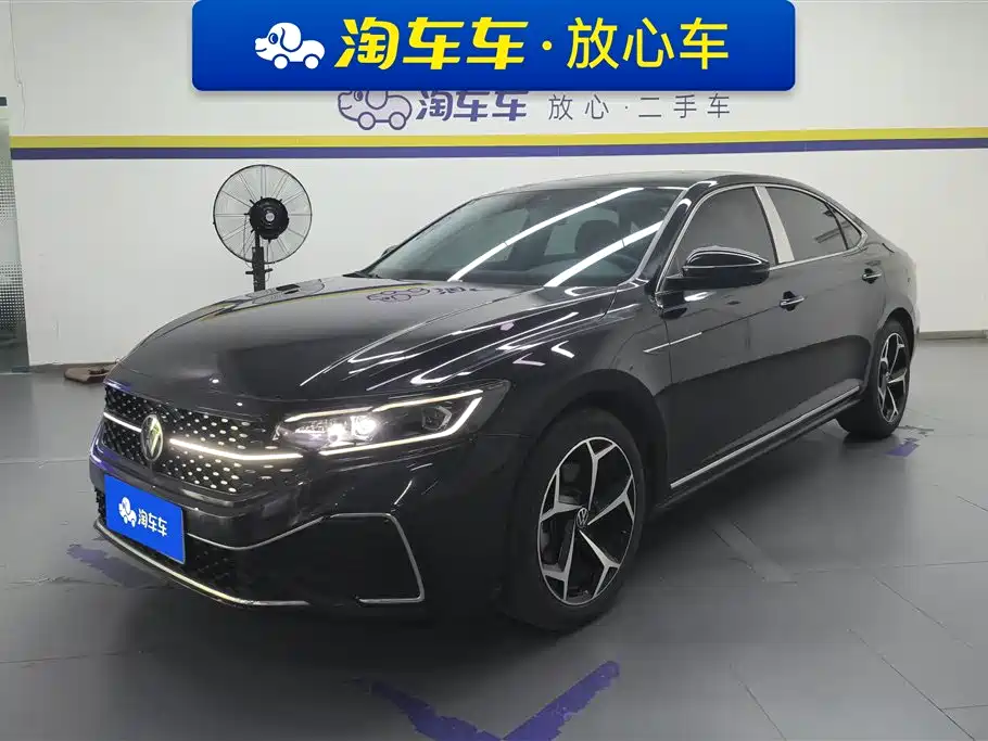 Volkswagen Passat 2024