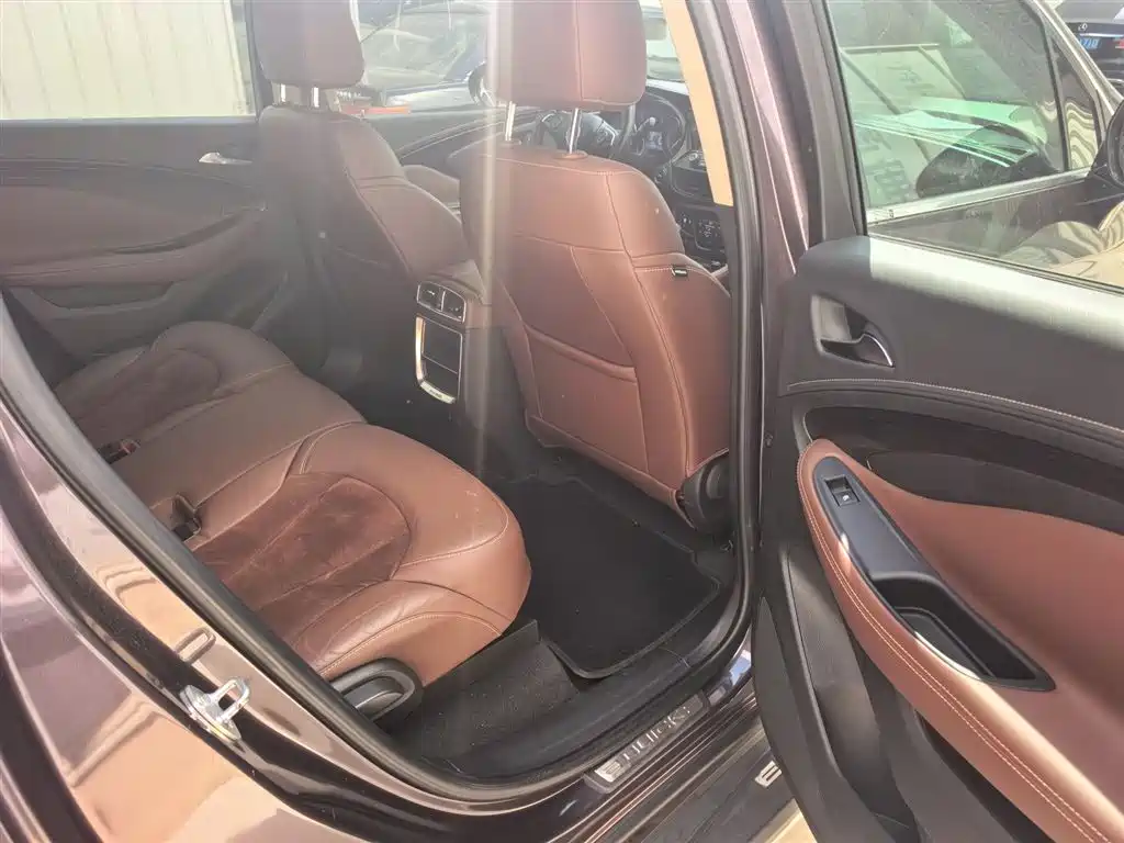 Buick Envision Plus — фотографии объявления, Фото 12