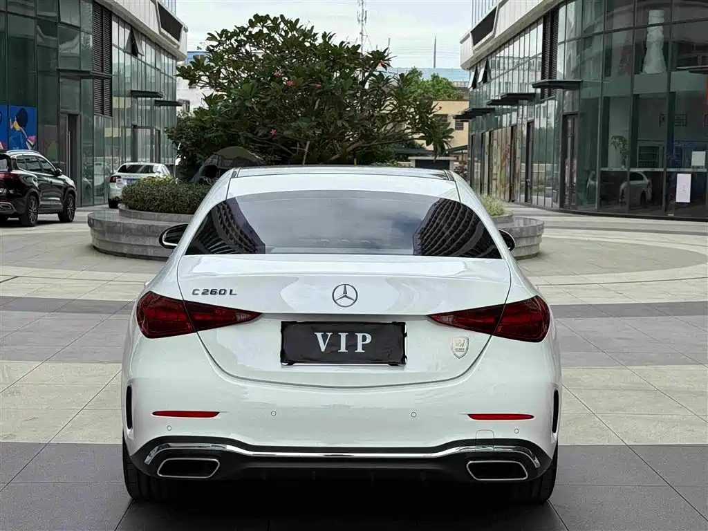 Mercedes-Benz C-Class — миниатюра 5