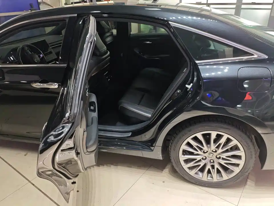 Toyota Avalon — миниатюра 7