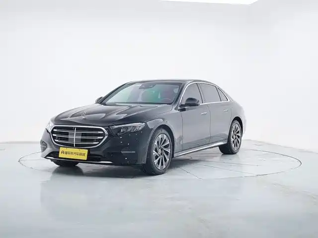 Mercedes-Benz E-Class 2025