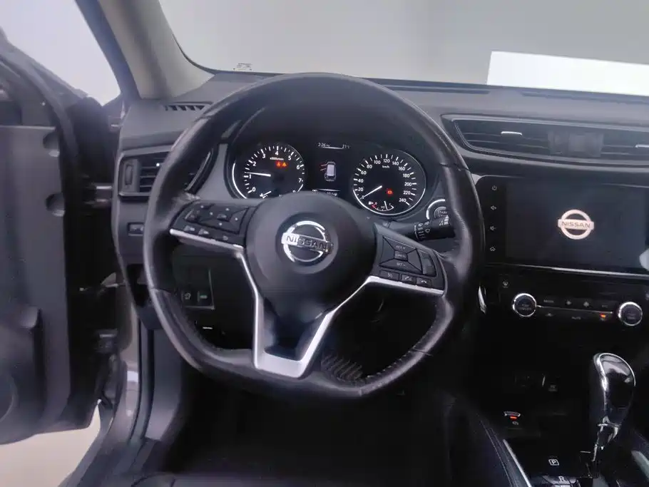 Nissan X-Trail — миниатюра 15
