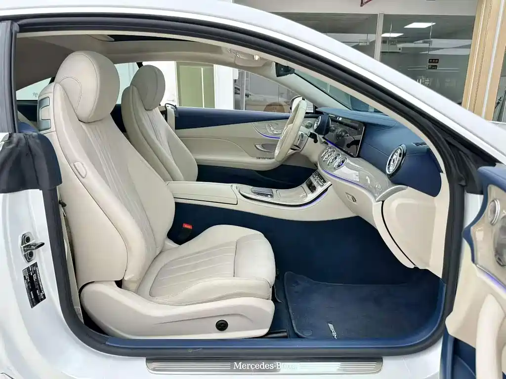 Mercedes-Benz E-Class (Import) — миниатюра 4