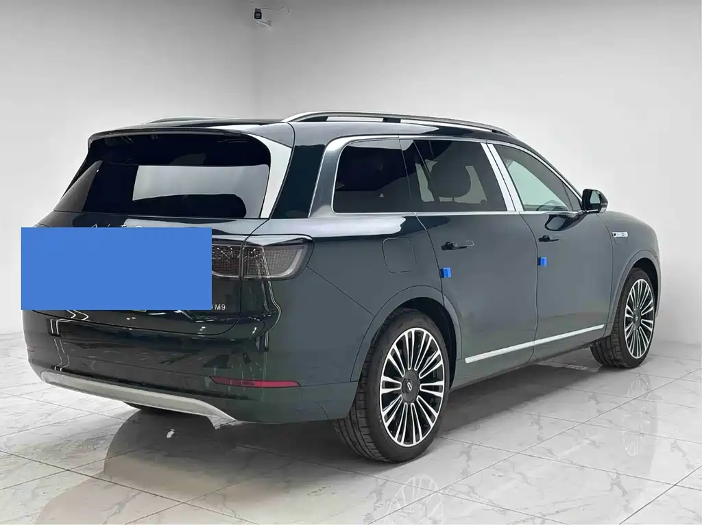 AITO ASK THE WORLD M9