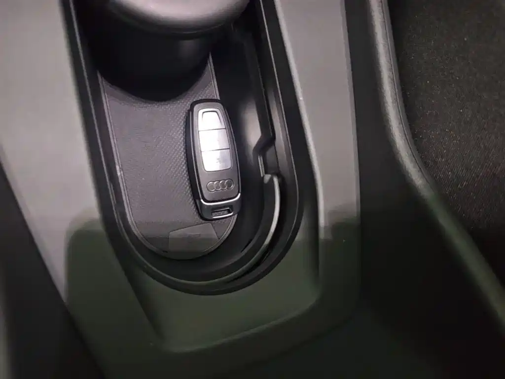 Audi Q5 e-tron — миниатюра 13