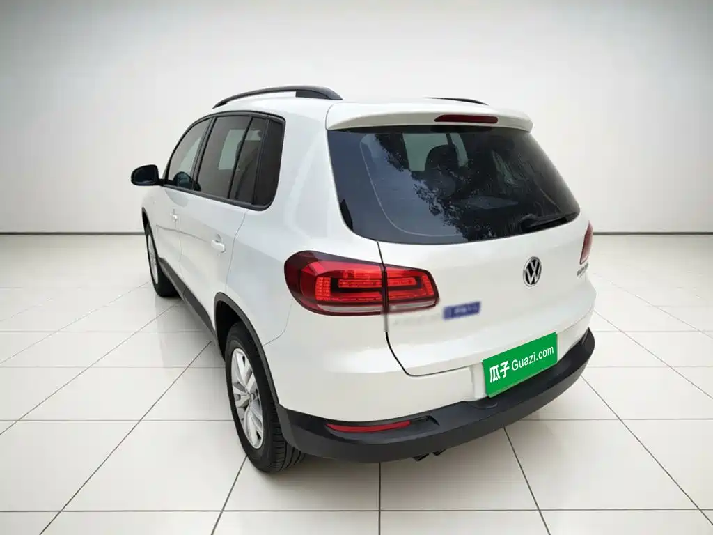 Volkswagen Tiguan — миниатюра 4