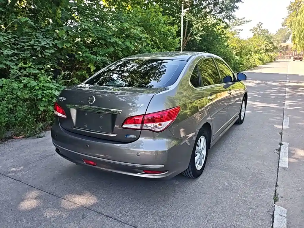 Nissan Sylphy — миниатюра 7