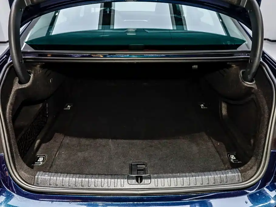 Audi A7L — миниатюра 23