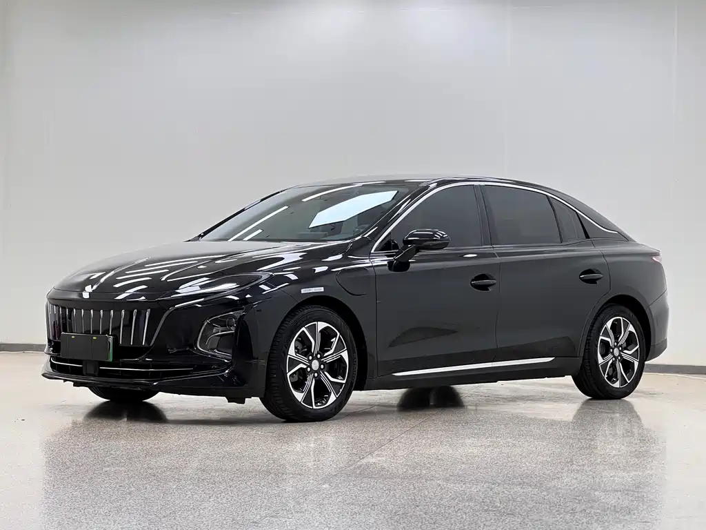 Hongqi Hongqi E-QM5 2024