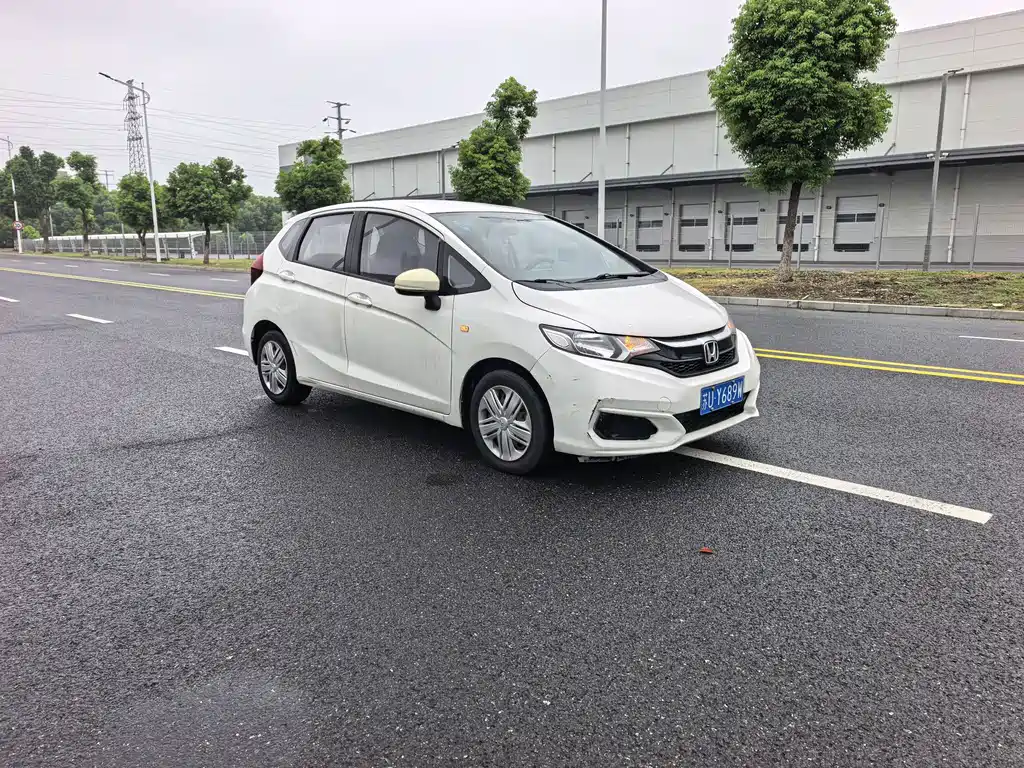 Honda Fit — миниатюра 3