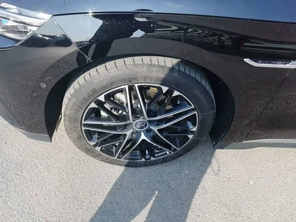 BYD Han — миниатюра 23