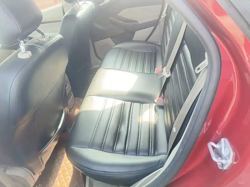 Ford Focus — миниатюра 17