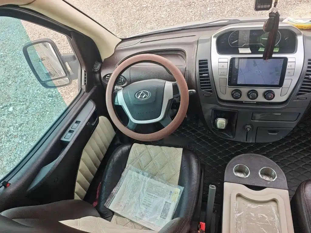 MAXUS V80 — миниатюра 3