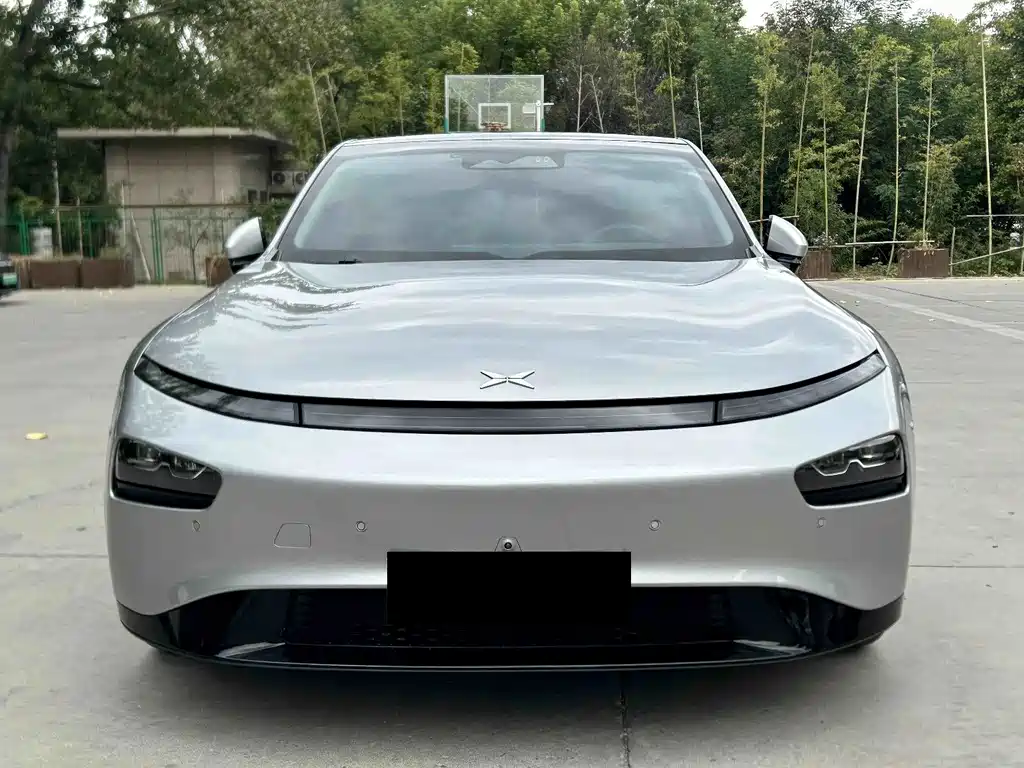 XPeng P7 — миниатюра 2