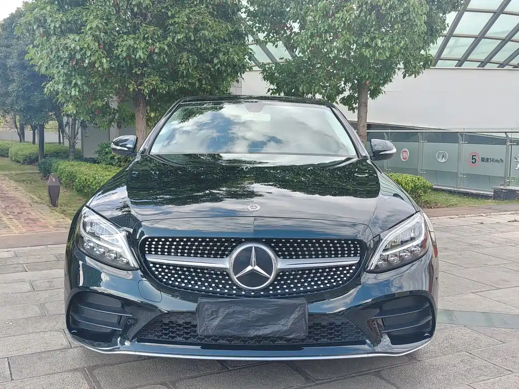 Mercedes-Benz C-Class — миниатюра 2