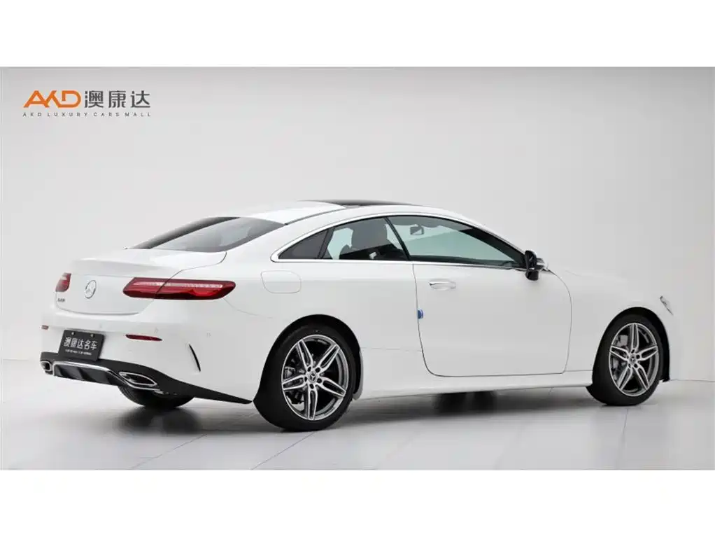 Mercedes-Benz E-Class (Import) — миниатюра 3