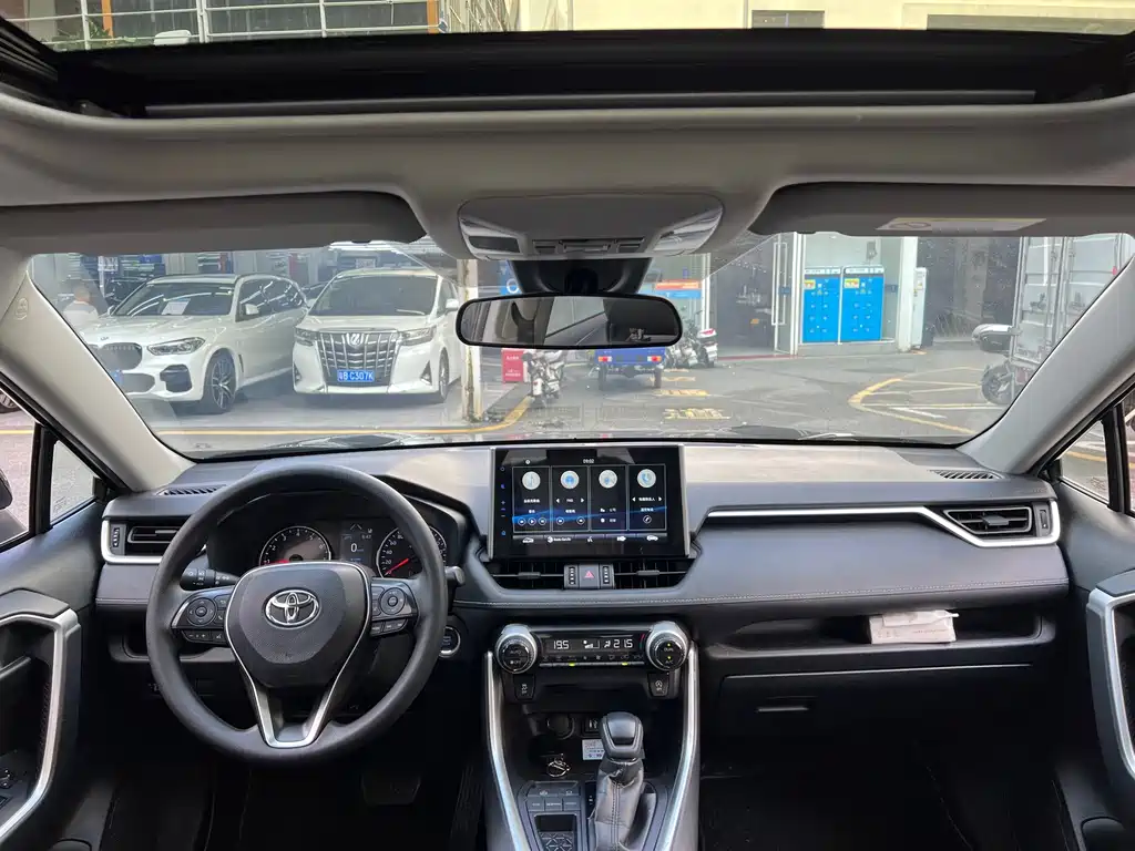 Toyota Wildlander — миниатюра 5