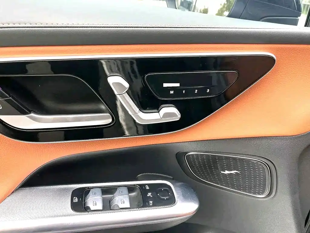 Mercedes-Benz GLC — миниатюра 6
