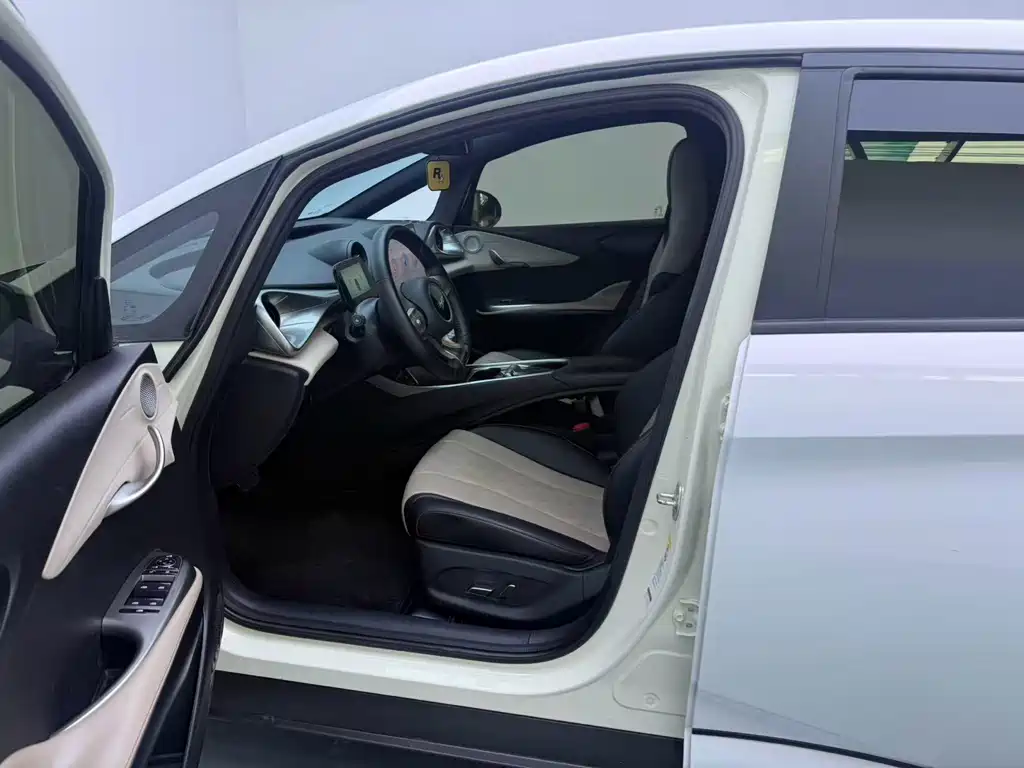 BYD Dolphin — миниатюра 9