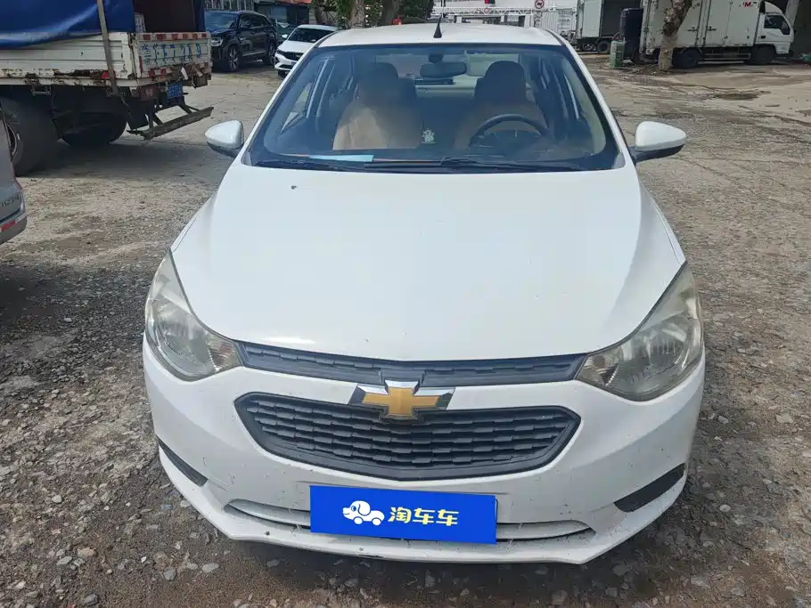 Chevrolet Sail 2015 3 1.3L MT