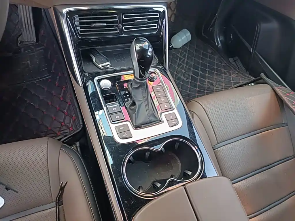 BYD Tang — миниатюра 14