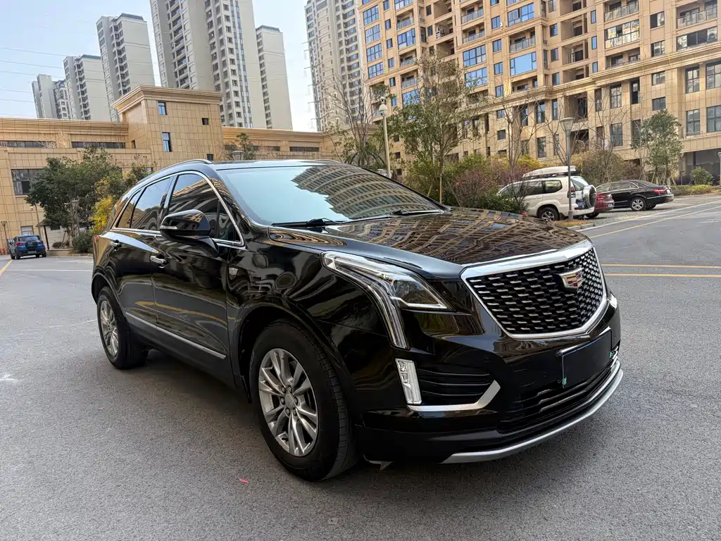 CADILLAC XT5