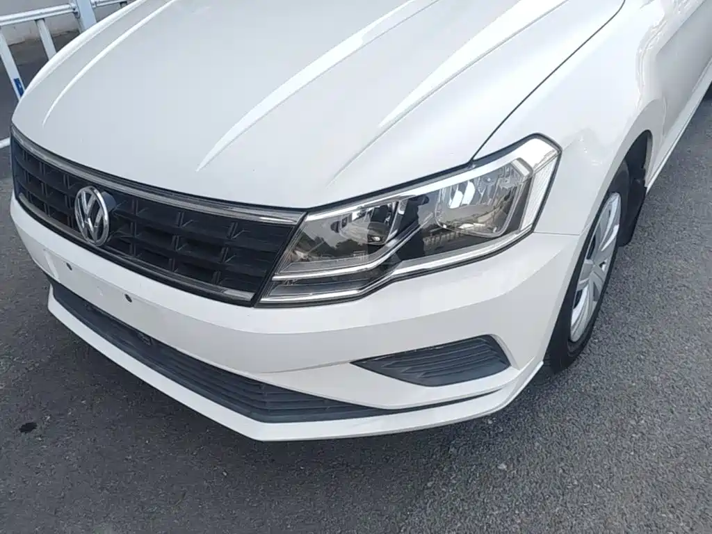 Volkswagen Jetta — миниатюра 24