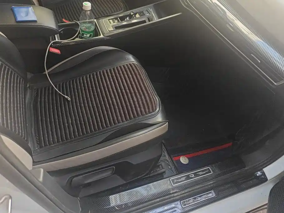 Volkswagen Golf — миниатюра 8
