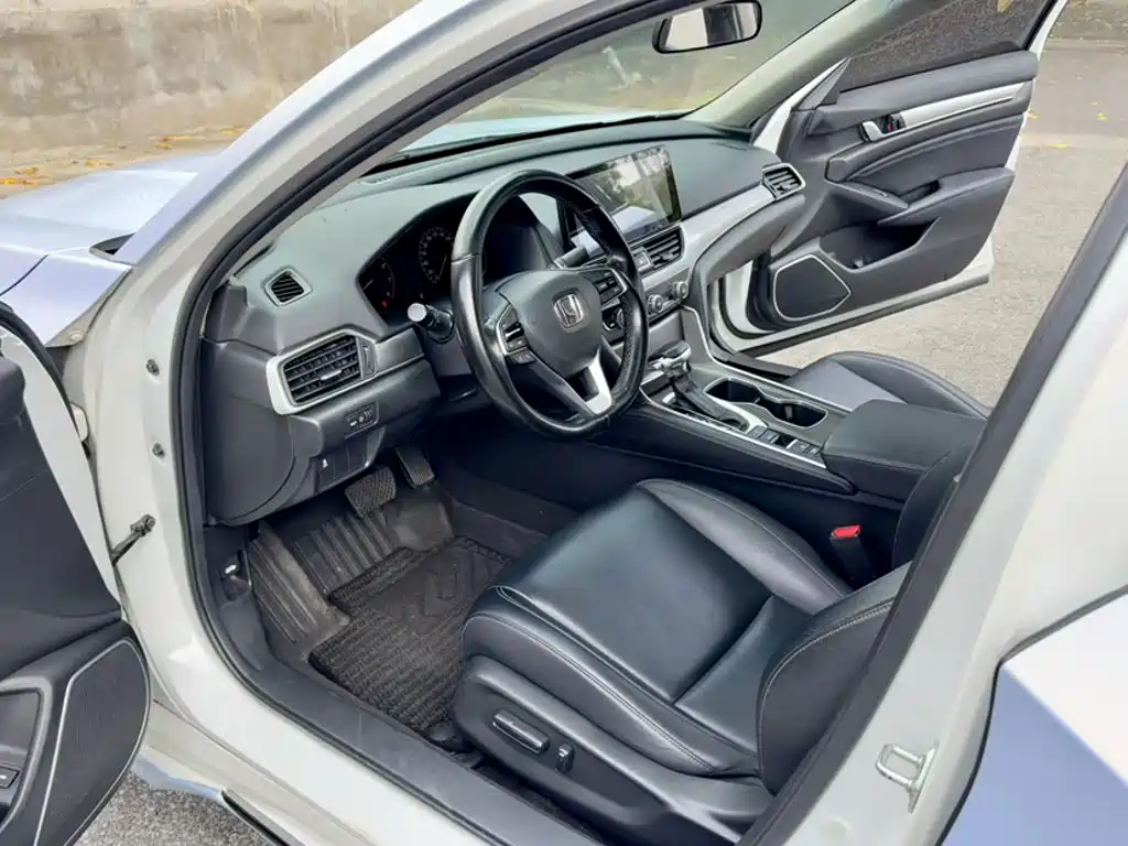 Honda Accord — миниатюра 14