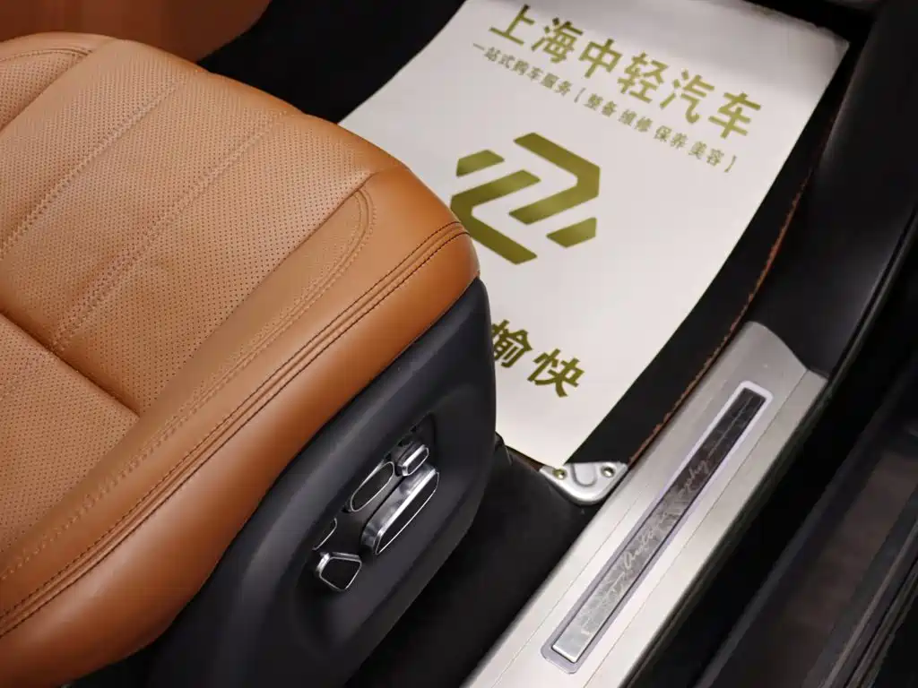 Land Rover Range Rover — миниатюра 19