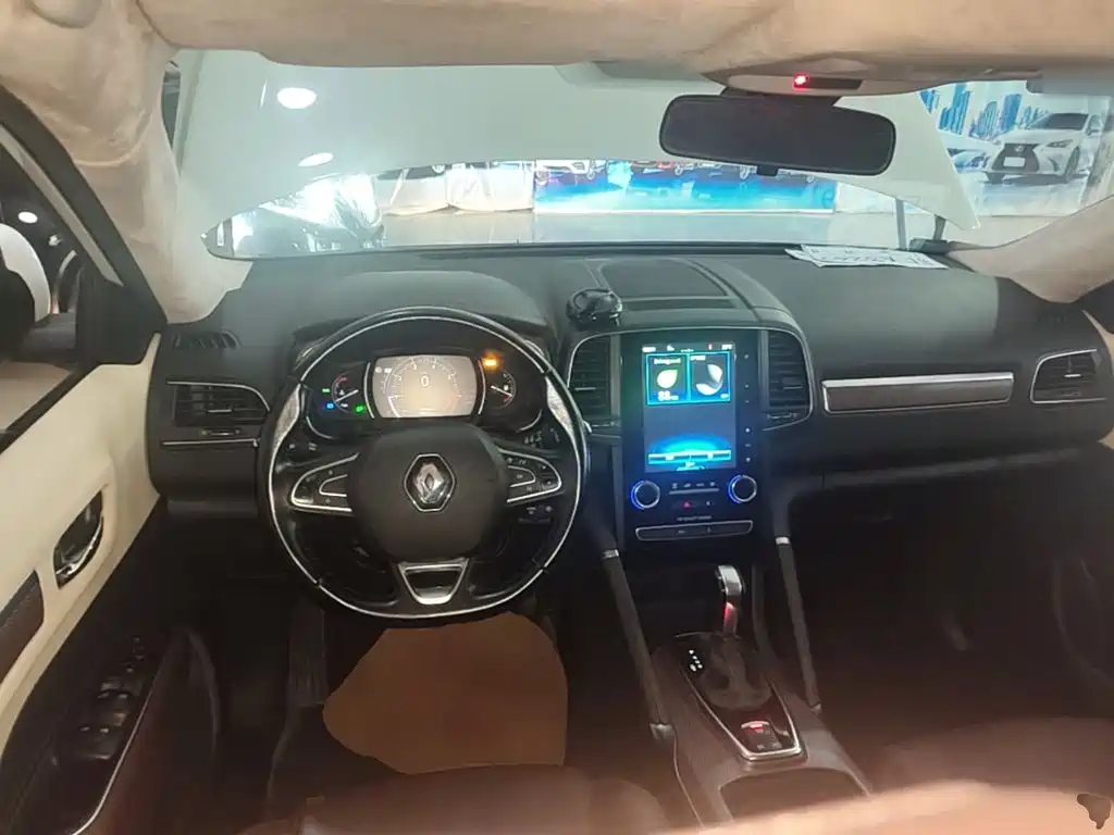 Renault Koleos — миниатюра 10