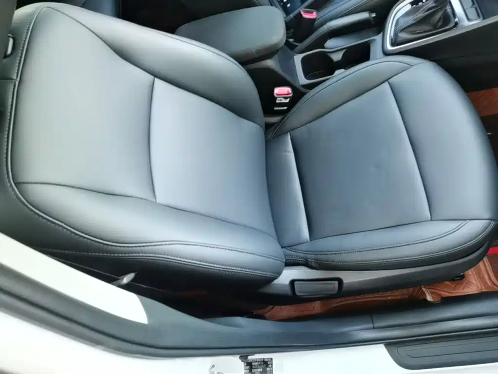 Hyundai Elantra — миниатюра 25