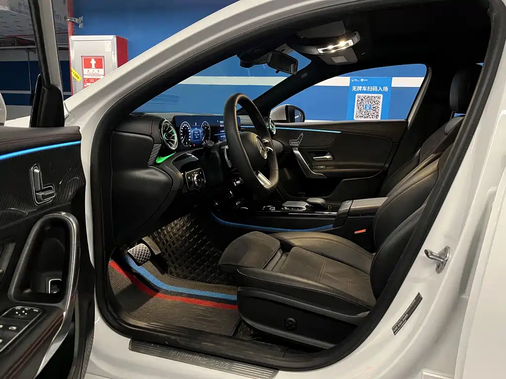Mercedes-Benz A-Class — миниатюра 12