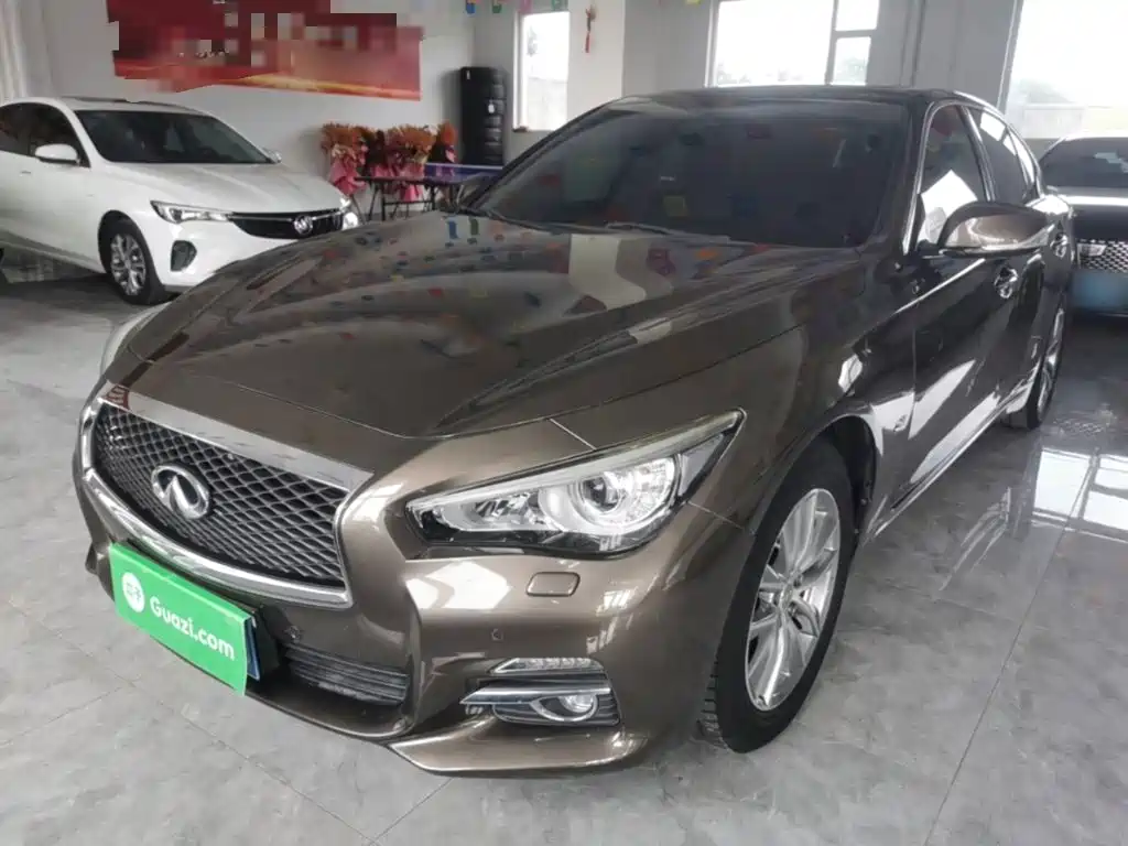 Infiniti Q50L