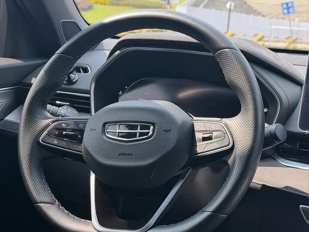 Geely Xingrui — миниатюра 15