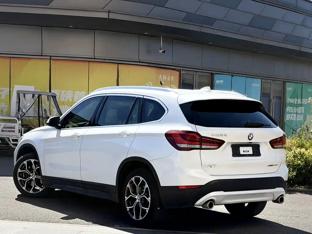BMW X1 — миниатюра 5