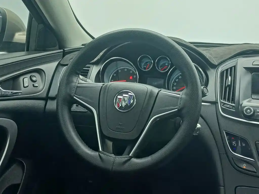 Buick Regal — миниатюра 7