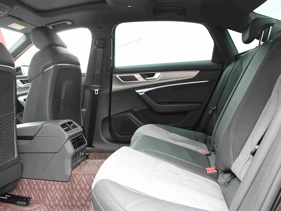 Audi A6L — миниатюра 11