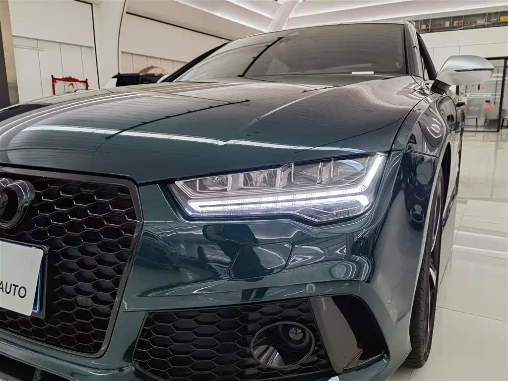 AUDI RS 7